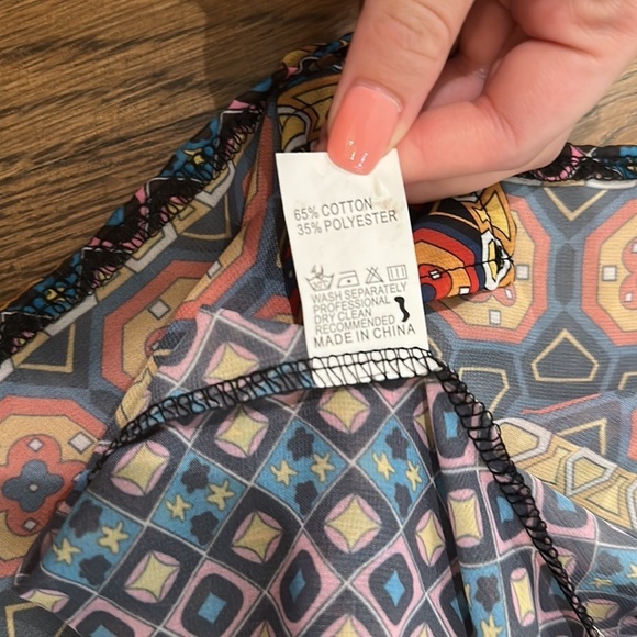 Women’s Sheer Bathing Suit Cover-Up - Size Large - Picture 3 of 3